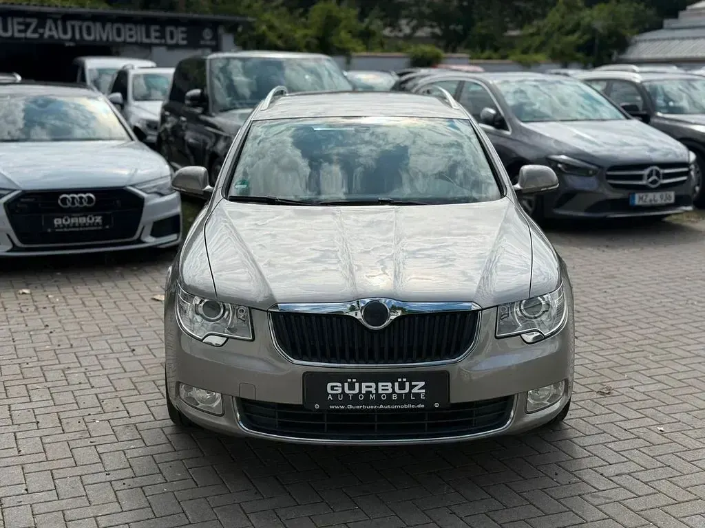 Gebraucht Skoda Superb Ambition 170 PS (125 kW) 2010 Beige Kombi