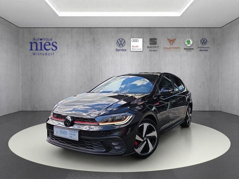 Deep black perleffekt (metallic) Gebraucht 2024 VW Polo GTI Kleinwagen | 26.990 € (Fairer Preis) - Bild 1/4