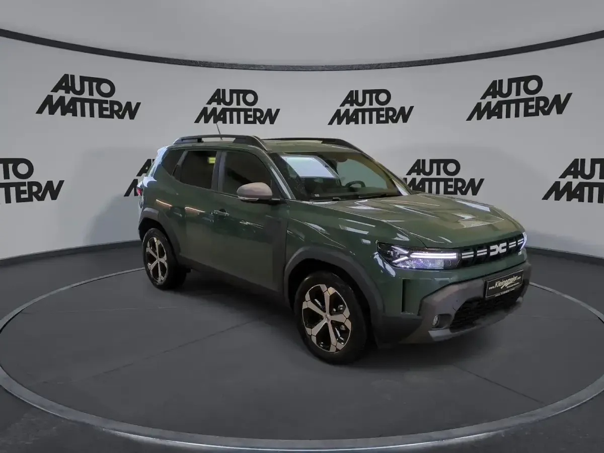 Neu Dacia Duster 122 PS (89 kW) 2026 Grün SUV