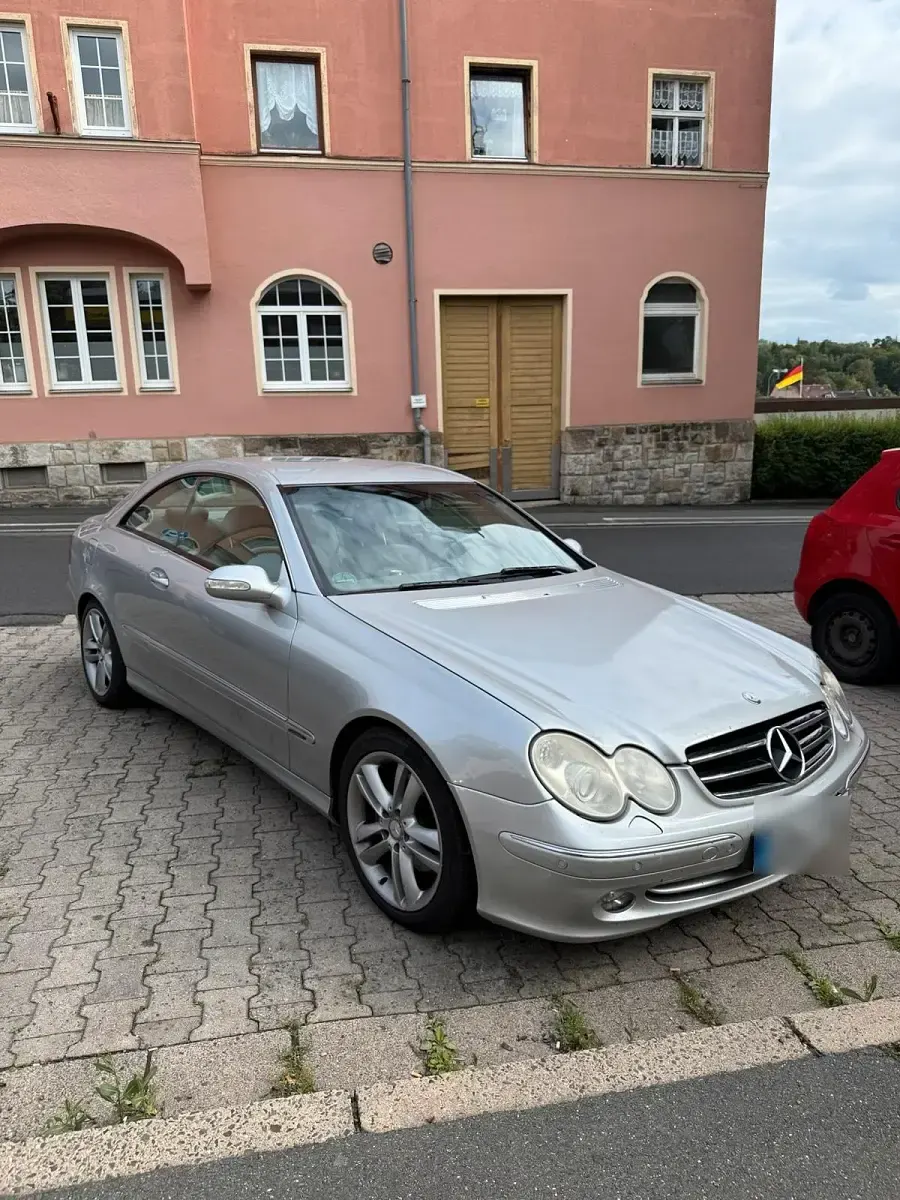 Gebraucht Mercedes CLK240 170 PS (125 kW) 2004 Silber Coupé