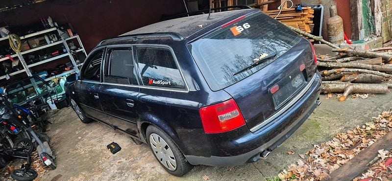 Blau Gebraucht 2002 Audi A6 Kombi | 1.600 € (Fairer Preis) - Bild 1/4