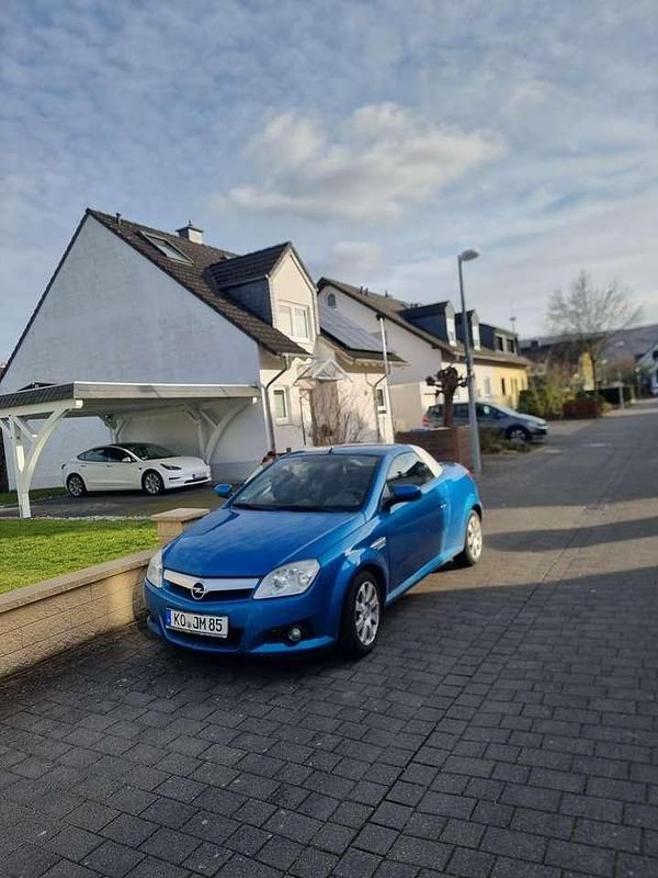 Gebraucht Opel Tigra Edition 90 PS (66 kW) 2008 Blau Cabrio