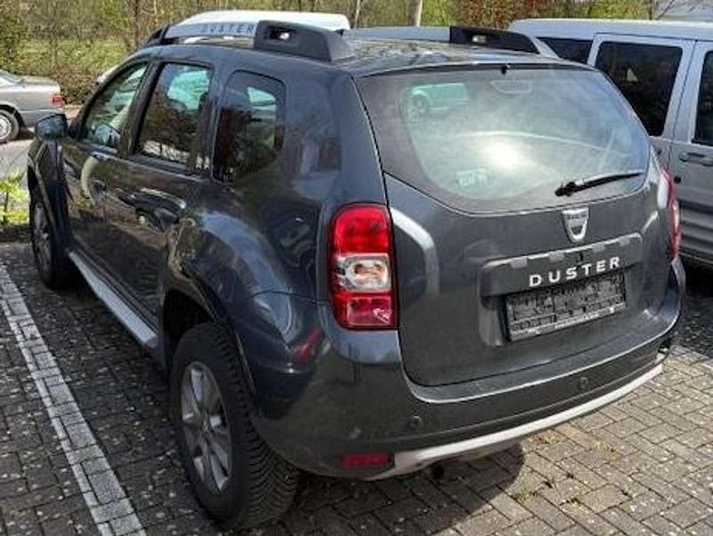 Gebraucht Dacia Duster Prestige 125 PS (91 kW) 2015 Grau "comete" SUV