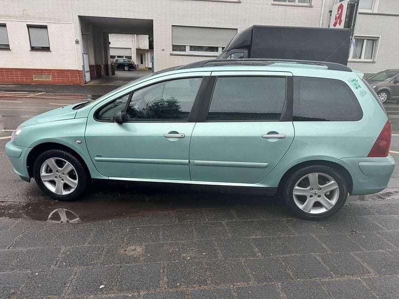 Gebraucht Peugeot 307 Filou 109 PS (80 kW) 2004 Grün Kombi