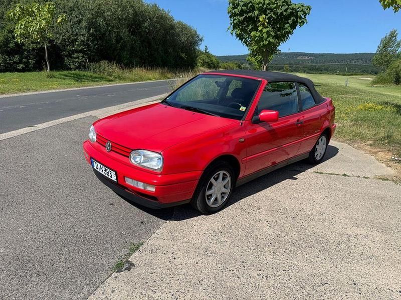 Gebraucht VW Golf Cabriolet 75 PS (55 kW) 1996 Rot Cabrio