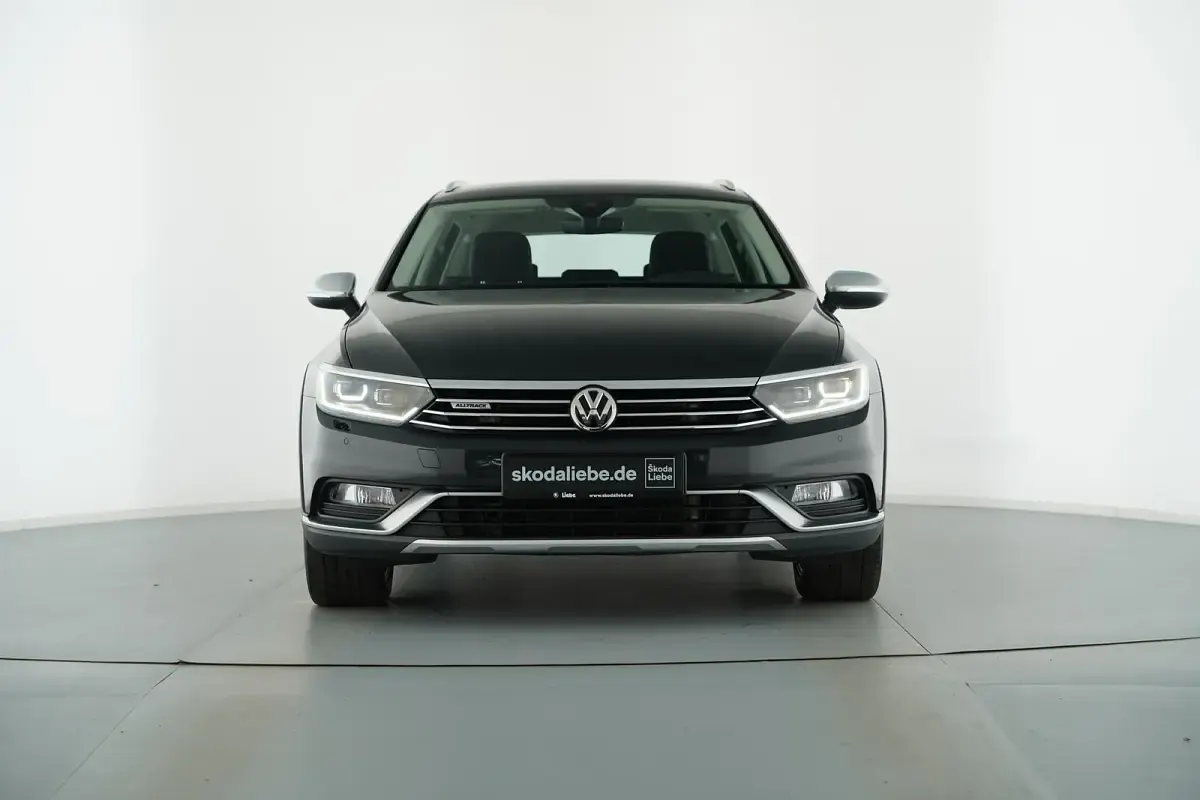 Gebraucht VW Passat Alltrack 220 PS (161 kW) 2018 Grau Kombi