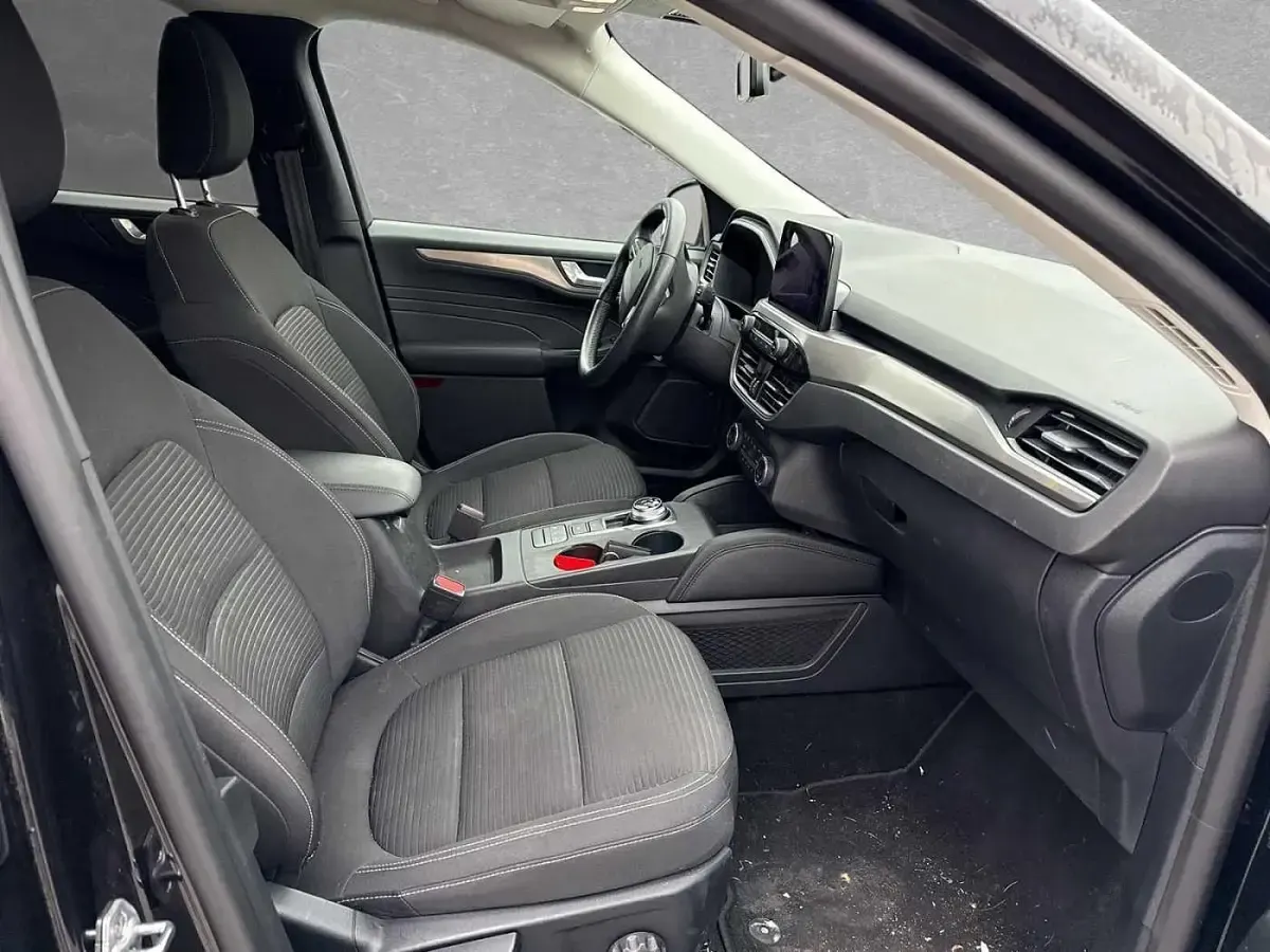 Gebraucht Ford Kuga Titanium 242 PS (177 kW) 2021 Schwarz metallic SUV