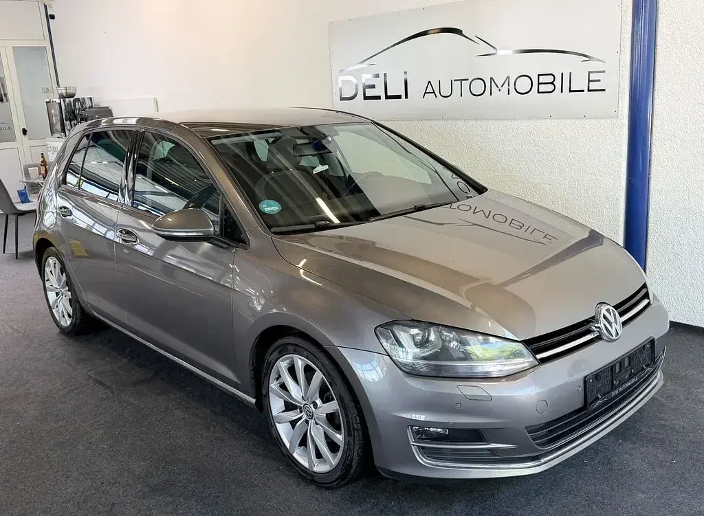Second-hand VW Golf VII Highline 140 CP (102 kW) 2014 Gri Berlinǎ