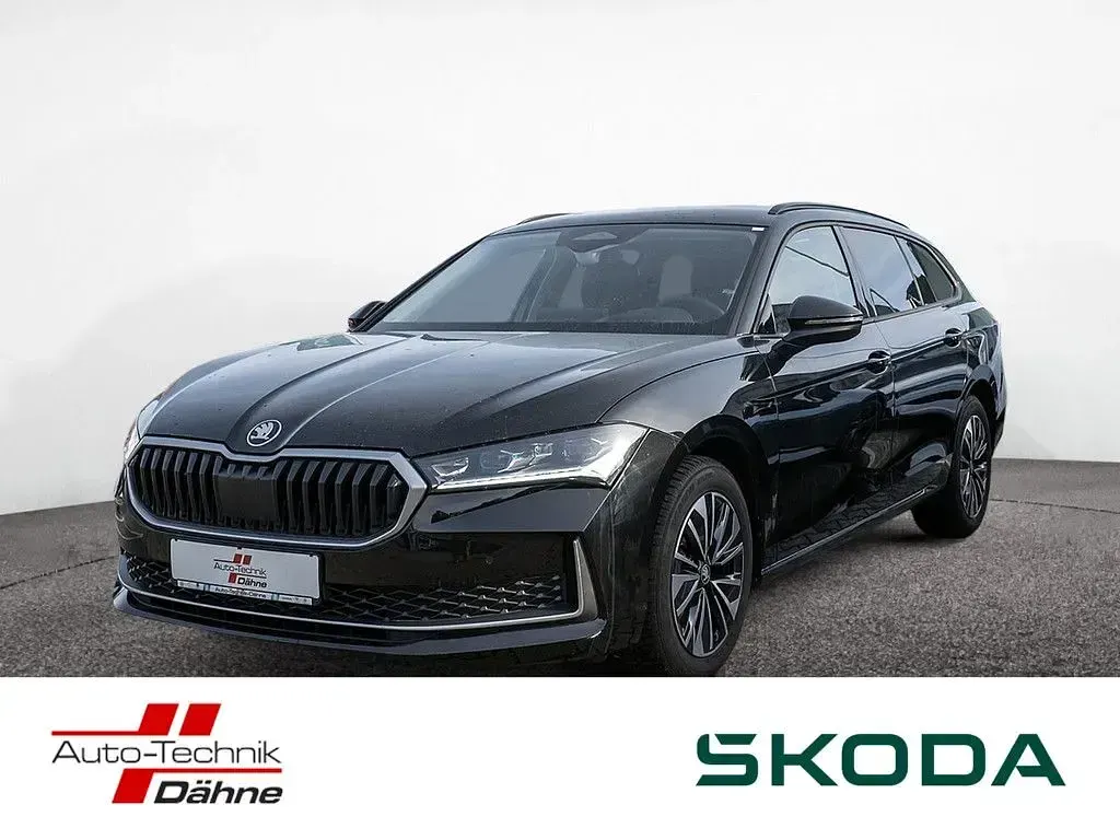 Gebraucht Skoda Superb Selection 150 PS (110 kW) 2025 Kombi