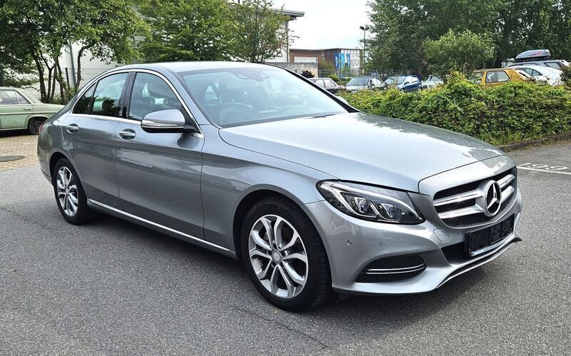 Gebraucht Mercedes C220 Avantgarde 170 PS (125 kW) 2014 Grau Limousine