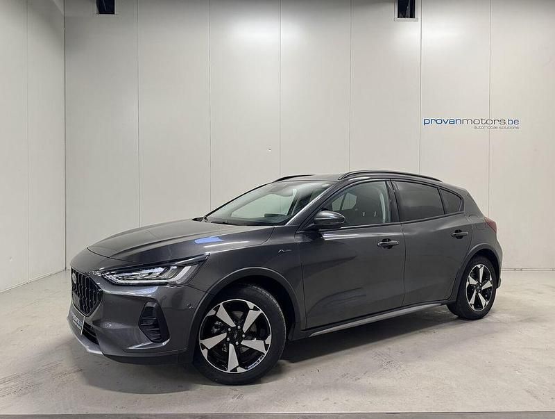 Second-hand Ford Focus Active 155 CP (114 kW) 2024 Gri Berlinǎ
