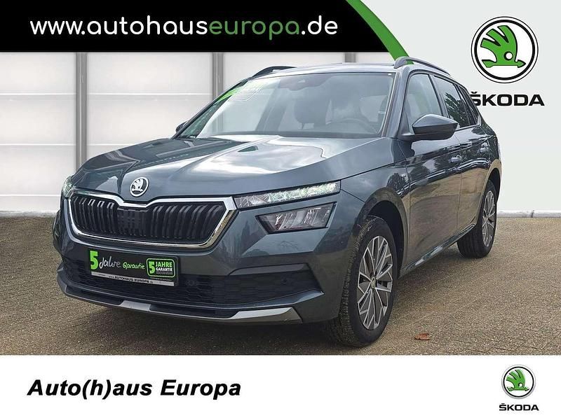 Quarzgrau metallic Gebraucht 2021 Skoda Kamiq Clever SUV | 16.390 € (Guter Preis) - Bild 1/4