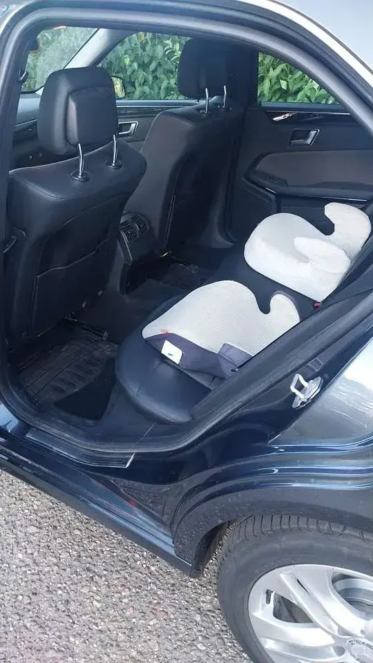 Gebraucht Mercedes E220 Avantgarde 170 PS (125 kW) 2012 Grau Limousine