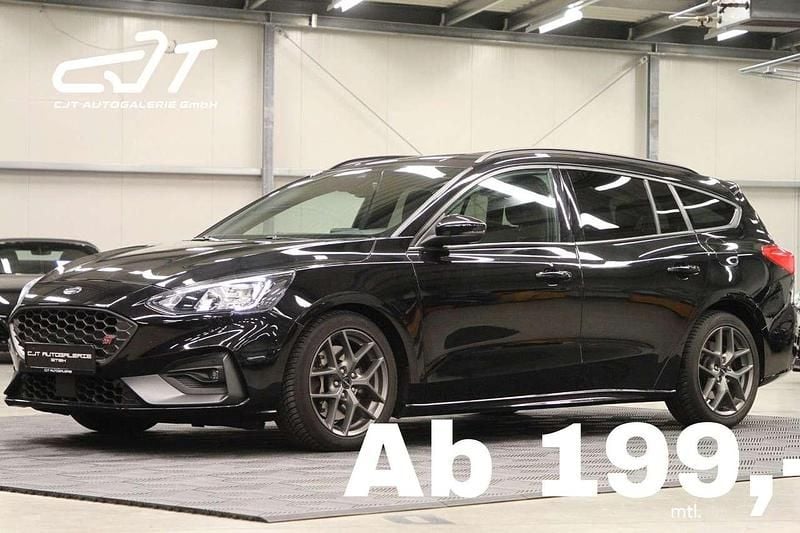 Schwarz Gebraucht 2020 Ford Focus ST Kombi | 17.997 € (Guter Preis) - Bild 1/3