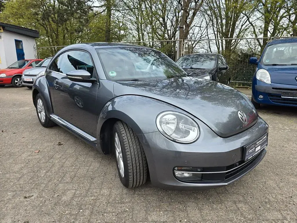Gebraucht VW Beetle 105 PS (77 kW) 2012 Grau Kleinwagen