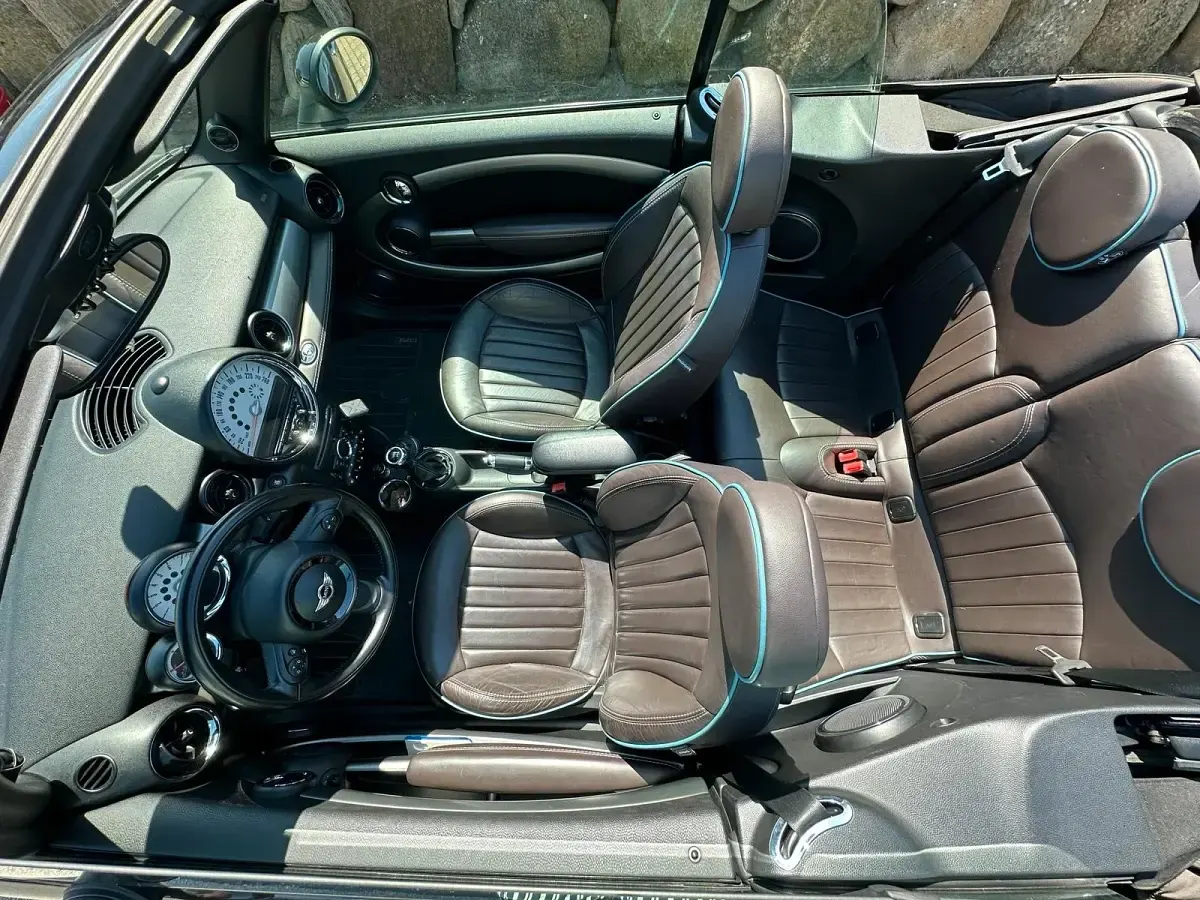 Gebraucht Mini Cooper S Cabriolet 184 PS (135 kW) 2012 Braun Cabrio