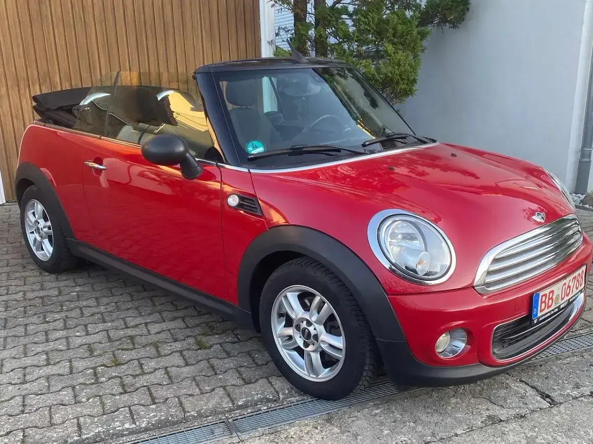 Second-hand Mini One Cabriolet 98 CP (72 kW) 2013 Roșu Cabrio