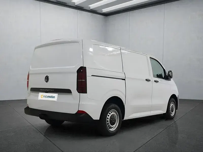 Gebraucht VW T7 110 PS (80 kW) 2025 Weiß Van
