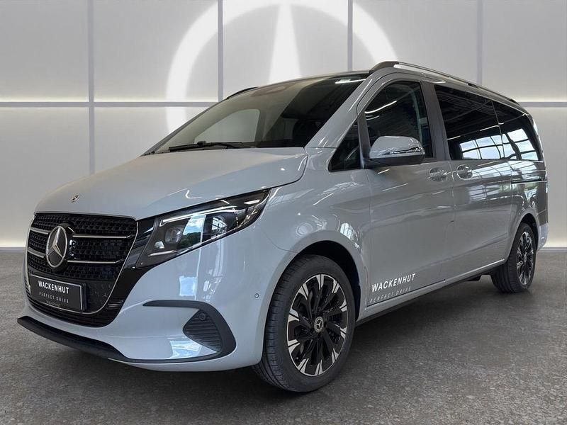 Lackfarbe alpingrau mb7956 Gebraucht 2025 Mercedes V300 Style Van / Kleinbus | 77.490 € (Teuer) - Bild 1/4
