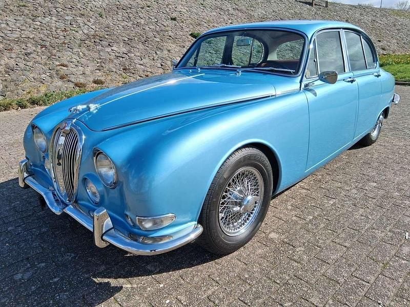 Blau Gebraucht 1965 Jaguar MK II S Limousine | 29.900 € - Bild 1/4