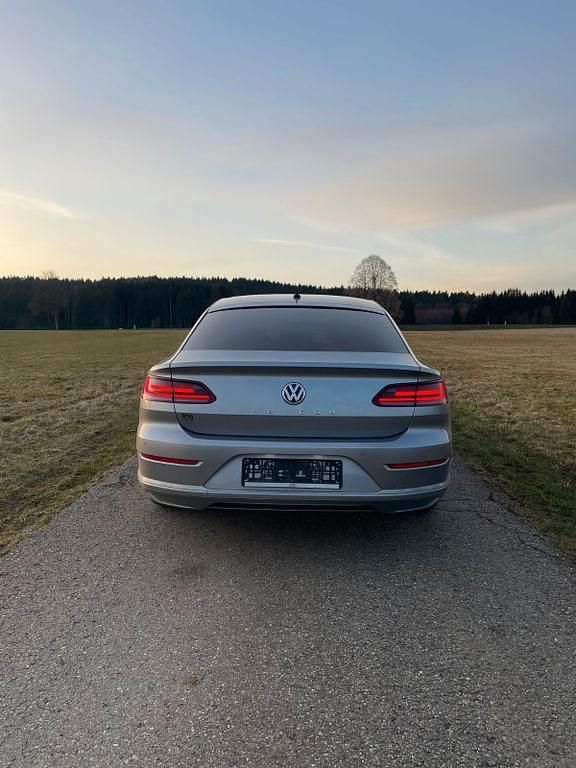 Gebraucht VW Arteon 150 PS (110 kW) 2017 Silber Kleinwagen