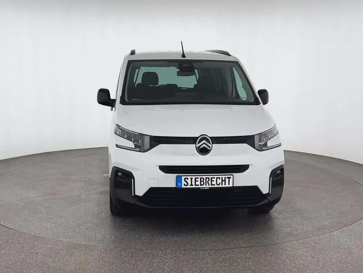 Neu Citroën Berlingo 101 PS (74 kW) 2026 Weiß Van / Kleinbus