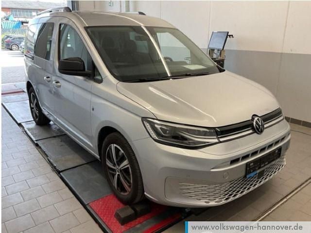 Reflexsilber metallic Gebraucht 2024 VW Caddy Style Van / Kleinbus | 35.990 € (Fairer Preis) - Bild 1/4