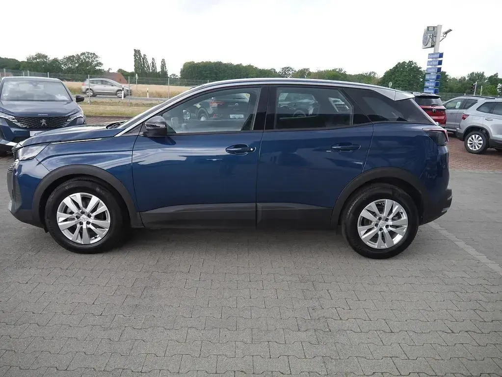 Gebraucht Peugeot 3008 131 PS (96 kW) 2023 Blau SUV