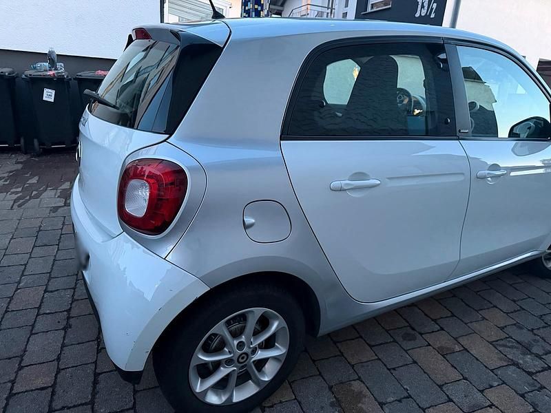 Usata Smart ForFour 71 CV (52 kW) 2017 Utilitaria