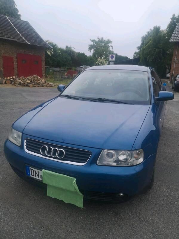 Blau Gebraucht 2002 Audi A3 Kleinwagen | 750 € (Guter Preis) - Bild 1/4