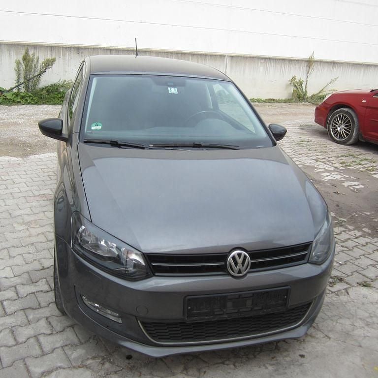 Grau Gebraucht 2012 VW Polo Style Kleinwagen | 2.990 € (Guter Preis) - Bild 1/4