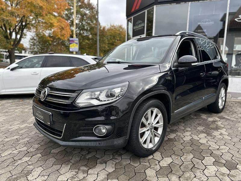 Schwarz Gebraucht 2012 VW Tiguan Sportline SUV | 8.490 € (Fairer Preis) - Bild 1/4