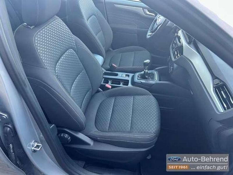 Gebraucht Ford Kuga Cool & Connect 150 PS (110 kW) 2024 Solarsilber SUV