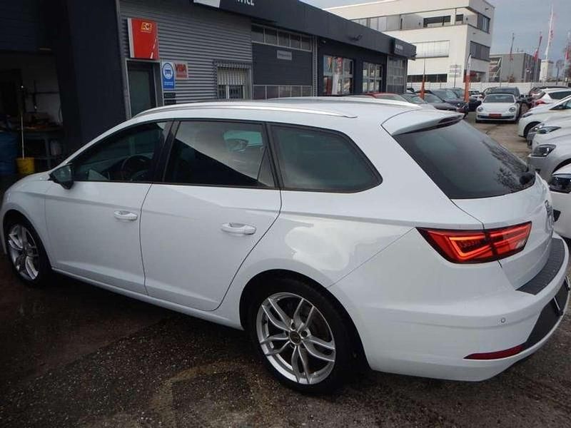 Gebraucht Seat Leon FR 131 PS (96 kW) 2020 "nevada" weiss Kombi