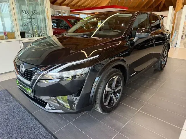 Gebraucht Nissan Qashqai N-Connecta 190 PS (139 kW) 2023 Black (m) SUV