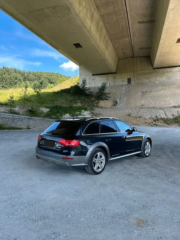 Gebraucht Audi A4 Allroad 177 PS (130 kW) 2012 Schwarz Kombi