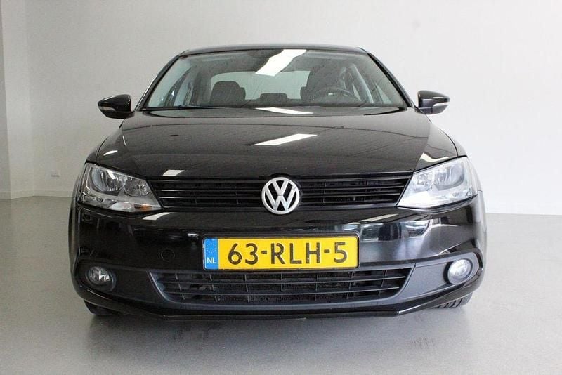 Brugt VW Jetta Trendline 105 HK (77 kW) 2011 Sort Sedan