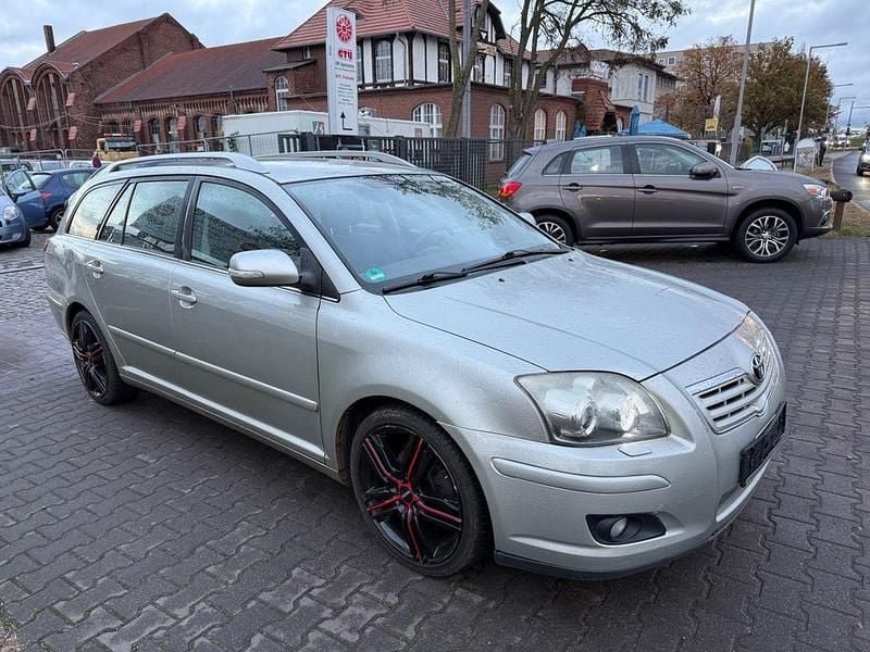 Beige Gebraucht 2007 Toyota Avensis Executive Kombi | 1.980 € (Superpreis) - Bild 1/4