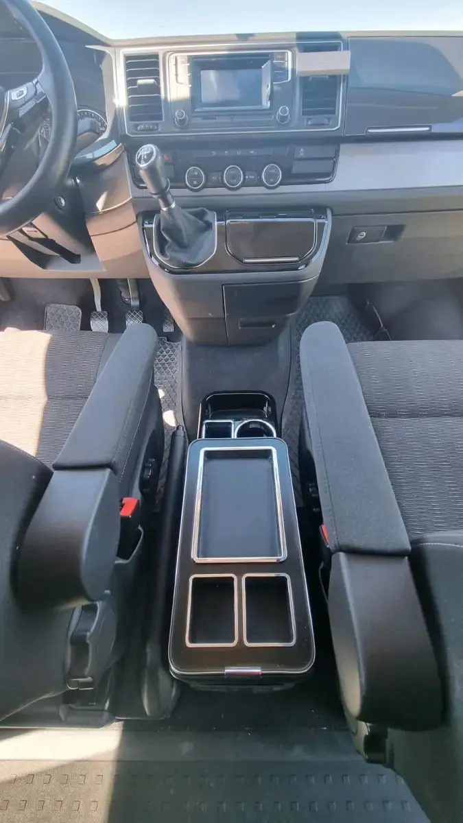 Gebraucht VW Multivan 114 PS (83 kW) 2019 Andere farben Van / Kleinbus