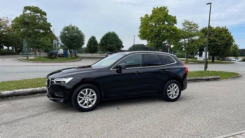 Schwarz Gebraucht 2019 Volvo XC60 Momentum SUV | 21.300 € (Superpreis) - Bild 1/4