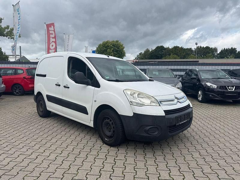 Weiß Gebraucht 2011 Citroën Berlingo Van / Kleinbus | 1.750 € - Bild 1/4