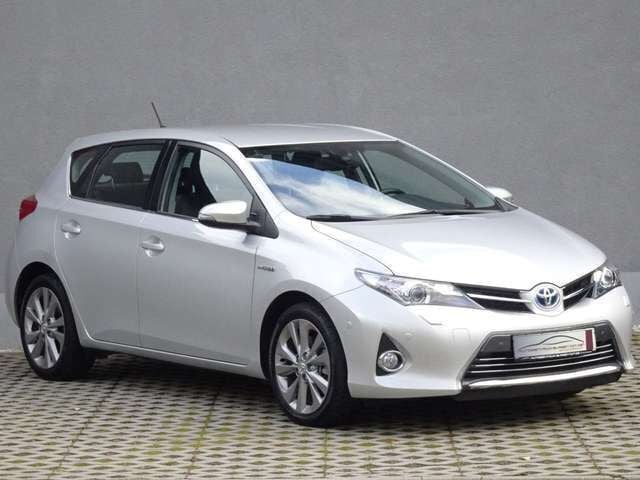 Gebraucht Toyota Auris Hybrid Executive 136 PS (100 kW) 2013 Silber Limousine