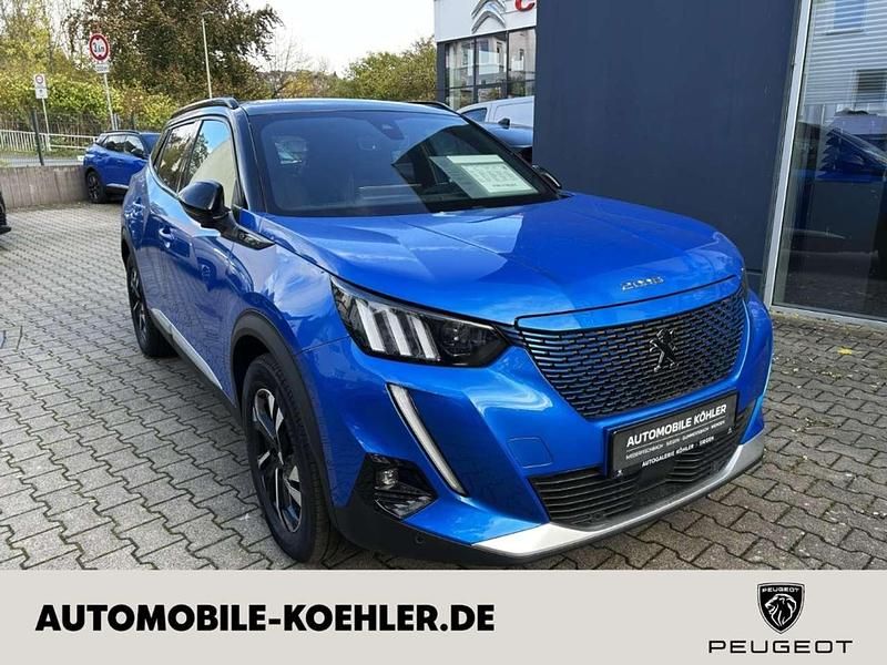 Vertigo blau (metallic) Gebraucht 2021 Peugeot e-2008 GT SUV | 17.990 € (Fairer Preis) - Bild 1/4
