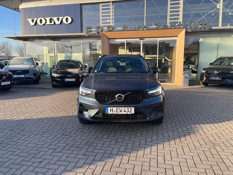 Gebraucht Volvo XC40 Plus 163 PS (119 kW) 2026 Blau SUV