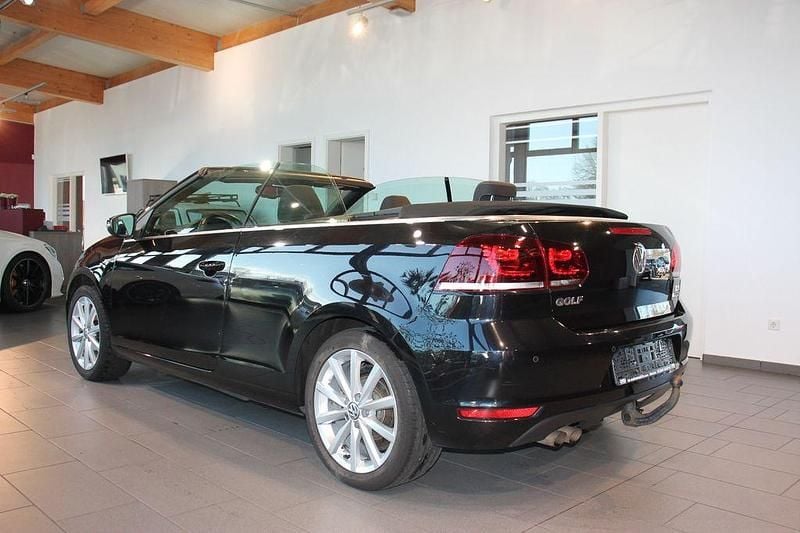 Gebraucht VW Golf Cabriolet LOUNGE 125 PS (91 kW) 2015 Schwarz Cabrio
