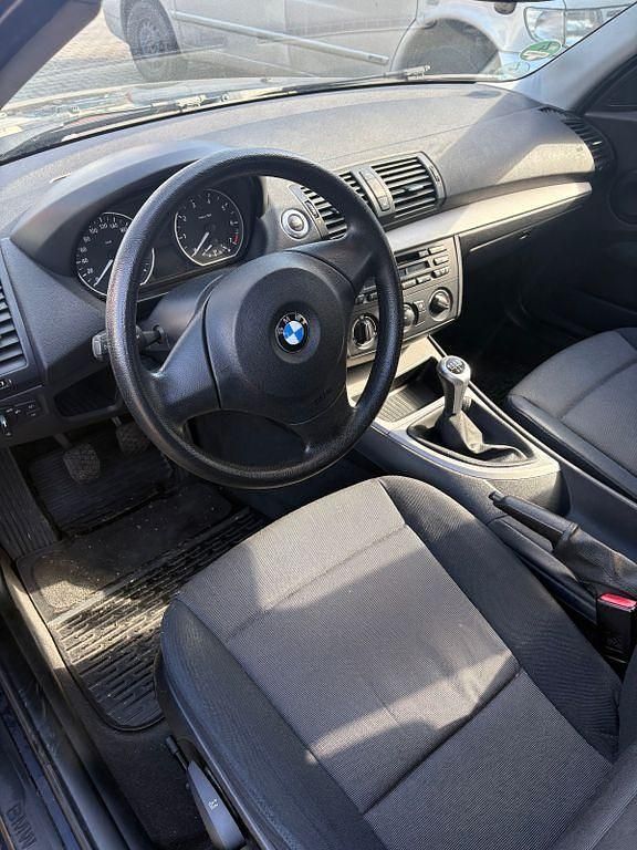 Gebraucht BMW 116 116 PS (85 kW) 2005 Blau Kleinwagen
