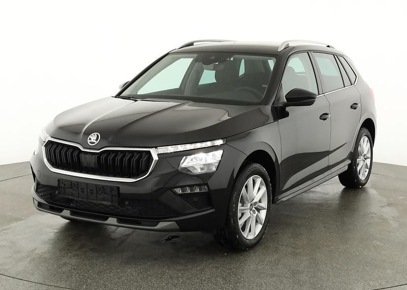 Neu Skoda Kamiq Selection 150 PS (110 kW) 2025 Black magic perleffekt SUV