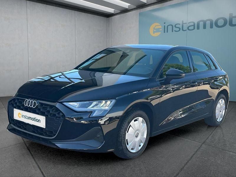 Schwarz Gebraucht 2024 Audi A3 Sportback Limousine | 29.749 € (Guter Preis) - Bild 1/4