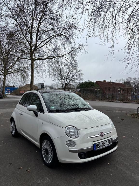 Weiß Gebraucht 2012 Fiat 500 Kleinwagen | 5.000 € (Fairer Preis) - Bild 1/4