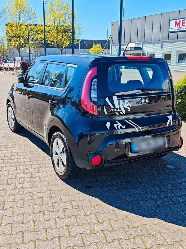 Gebraucht Kia Soul 132 PS (97 kW) 2014 Schwarz SUV